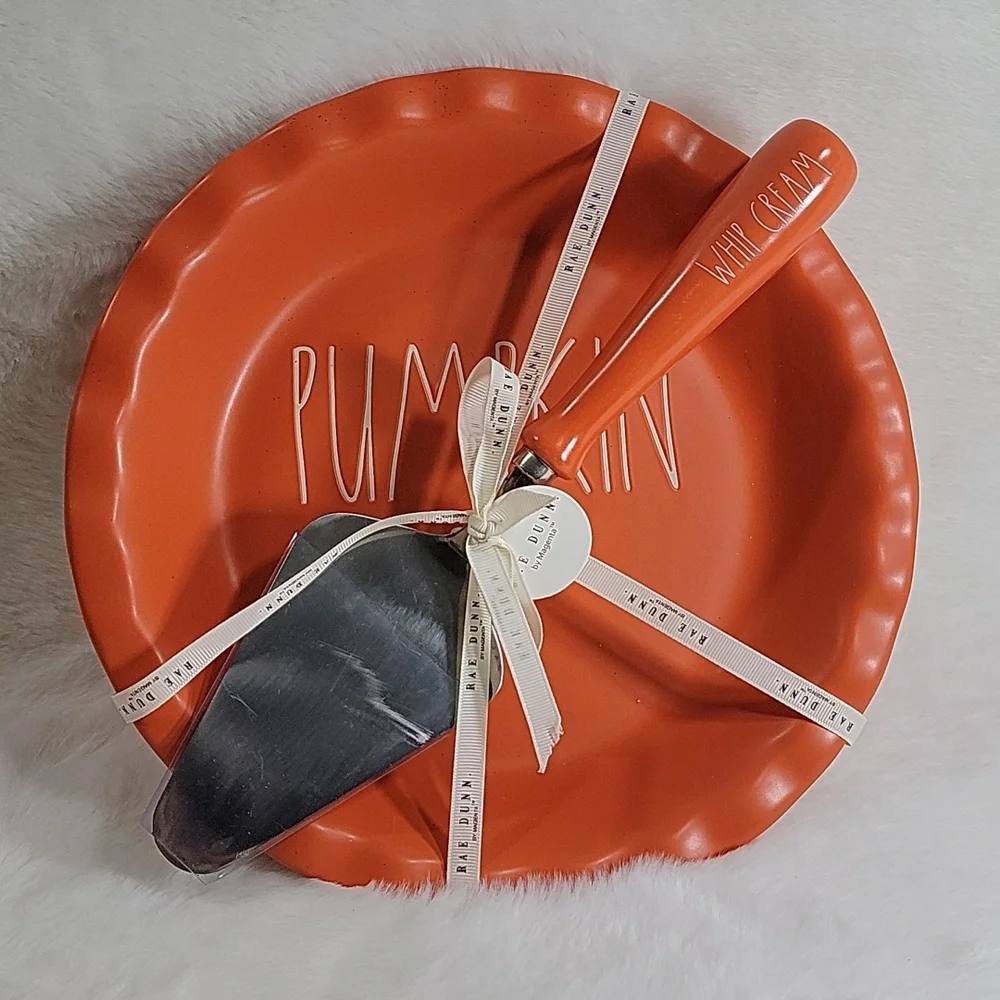 Rae Dunn Pumpkin Pie Dish and
